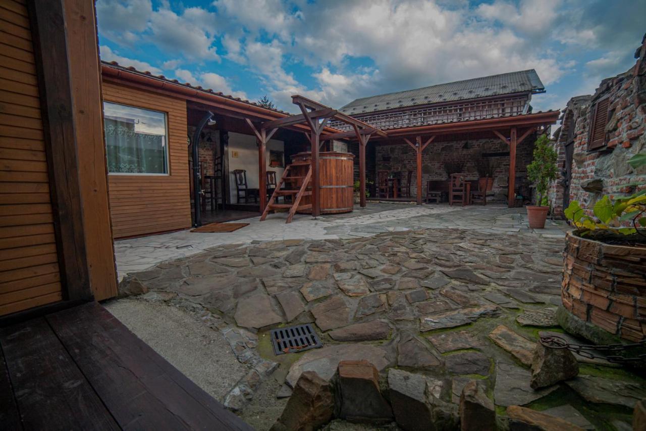 Apartamenty Przy Gorskich Rzekach Nowy Targ Bagian luar foto